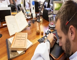 无锡劳力士全自动机械手表保养地址