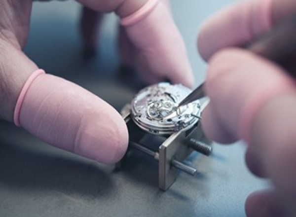 无锡劳力士表售后维修网点电话