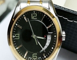 无锡劳力士机械手表有雾气了